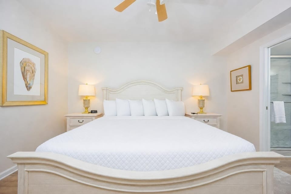 Condo, 1 Bedroom | 1 bedroom, WiFi (free)