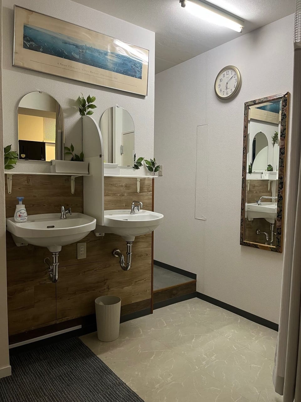 Basic Shared Dormitory, Women only, Non Smoking | Free WiFi, bed sheets