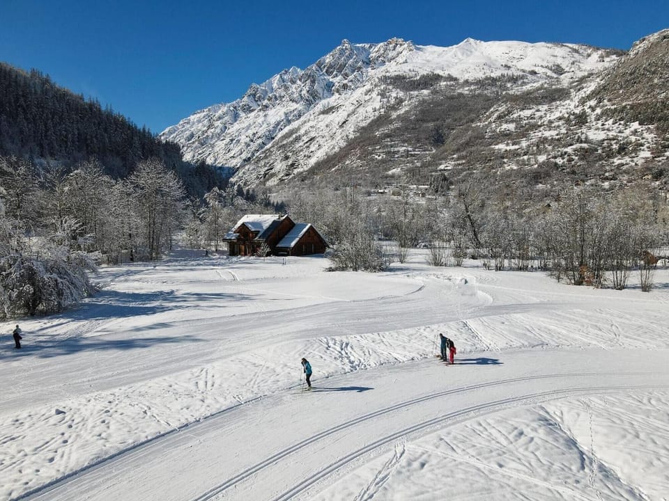 Snow and ski sports