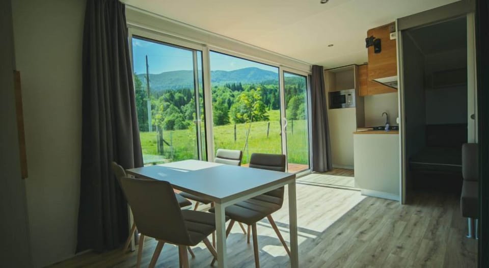 Comfort Cabin