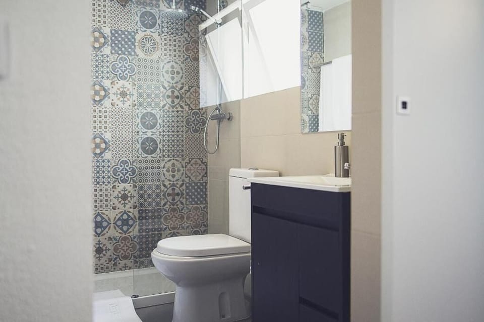 Double or Twin Room | Bathroom