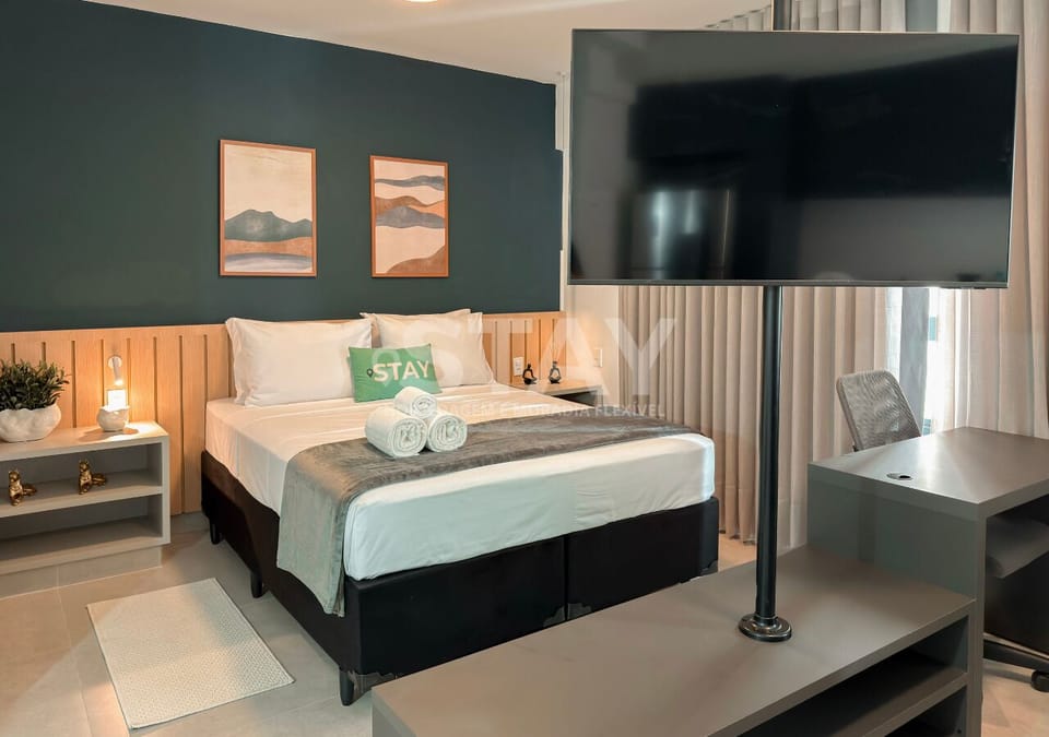 Deluxe Apartment, Kitchenette, City View | Laptop workspace, free WiFi