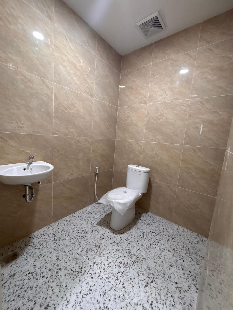 Deluxe Double Room | Bathroom | Towels