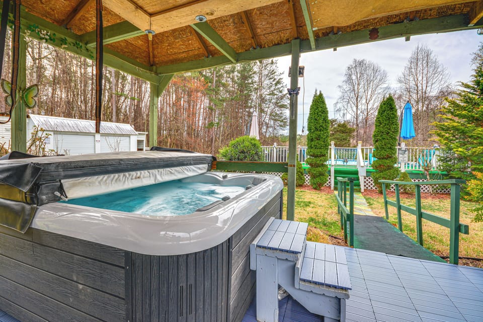 Private Hot Tub