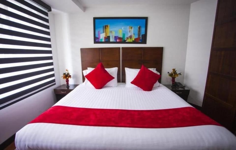 Basic Single Room, City View | Laptop workspace, free WiFi
