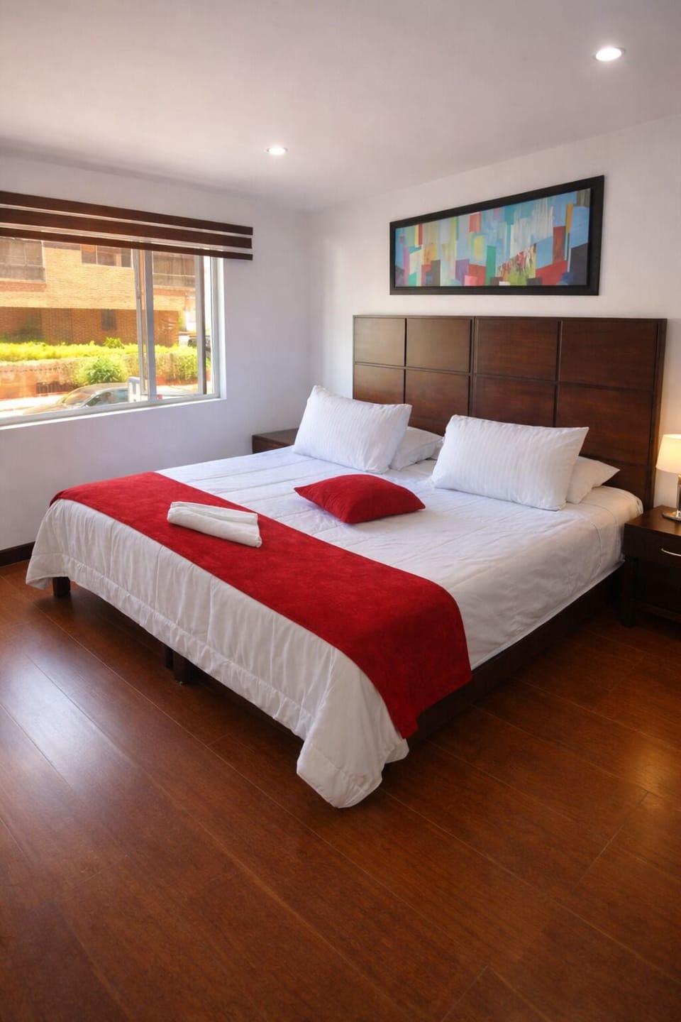 Basic Single Room, City View | Laptop workspace, free WiFi