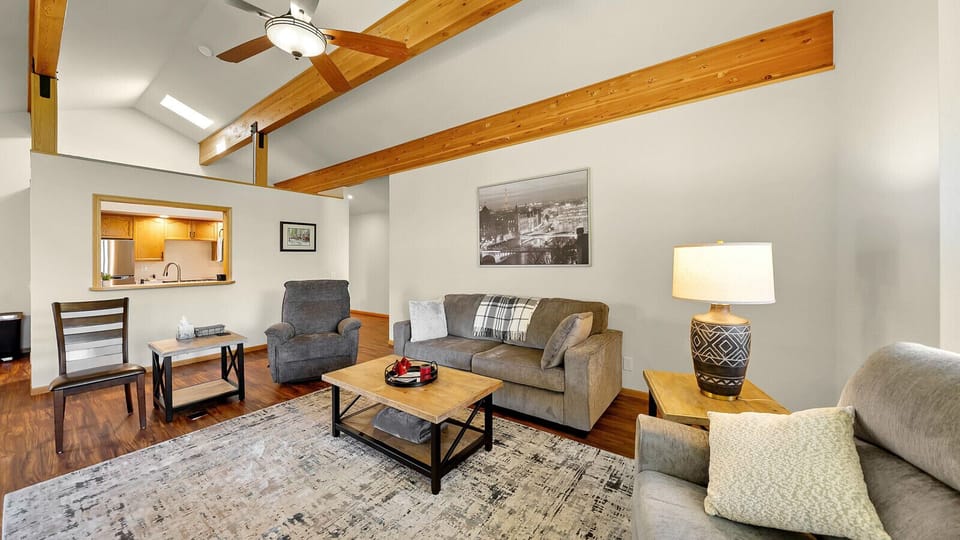 Living room with pull out sofa bed