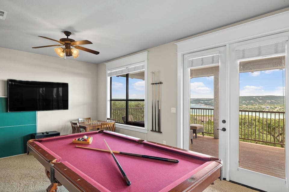 Pool Table that also converts to Ping Pong Table