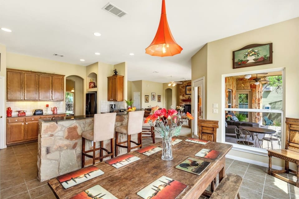 Dining and kitchen area