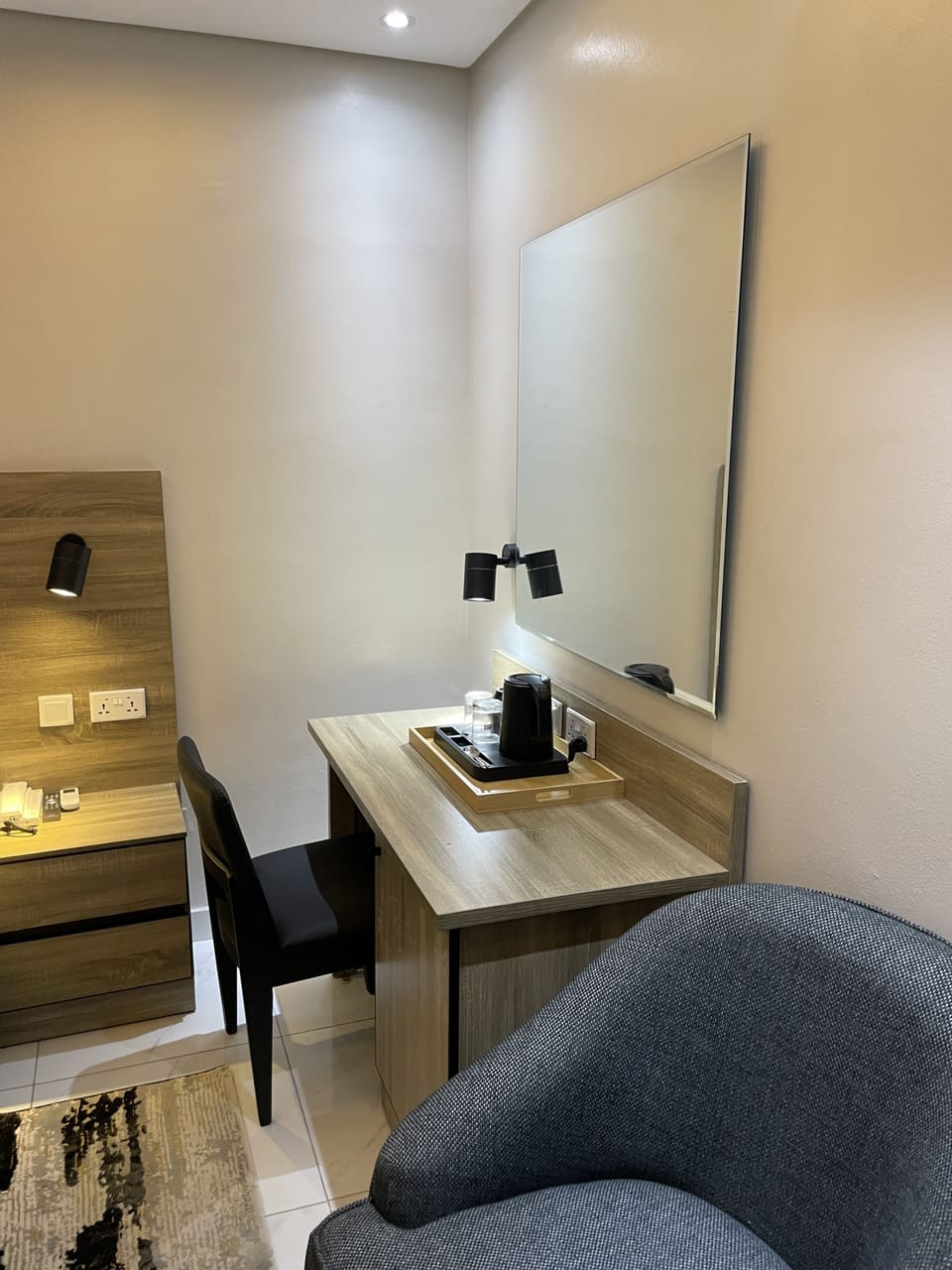 Standard Room | Desk, laptop workspace, free WiFi
