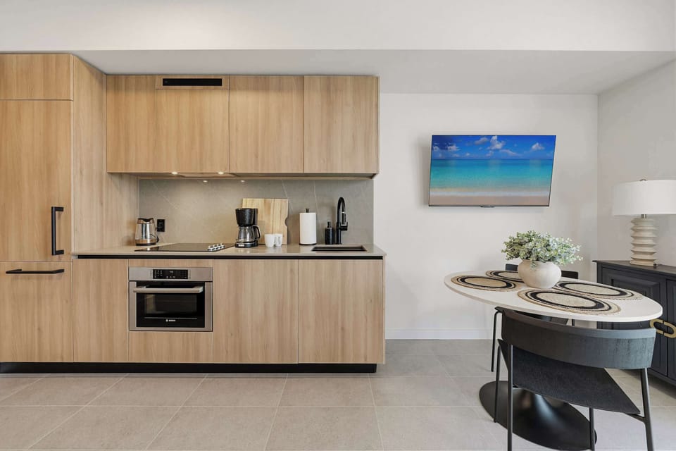 Modern, fully equipped kitchen perfect for your meals or morning coffee.