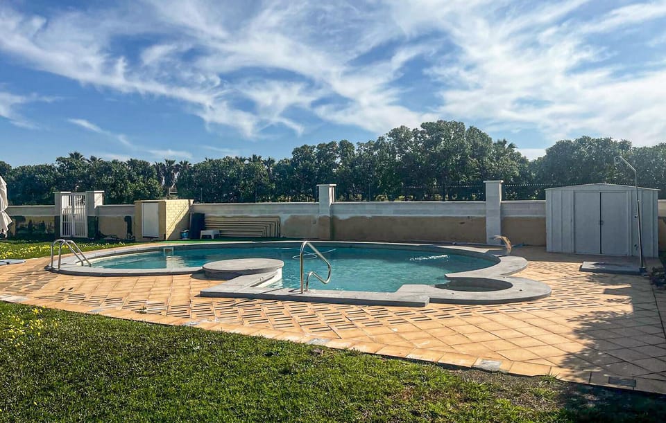 pool