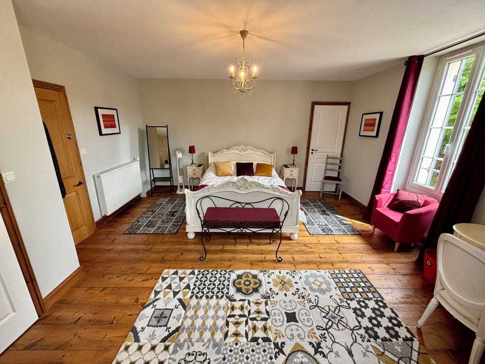 Double Room, Air conditioning, Garden View | Iron/ironing board, free WiFi, bed sheets