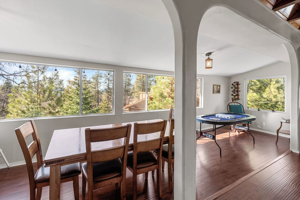 Basic Cabin, Mountain View | Interior