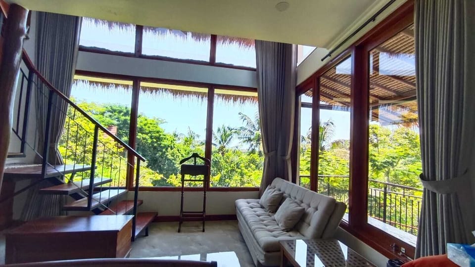 Deluxe Villa, Private Pool, Hill View | Living area