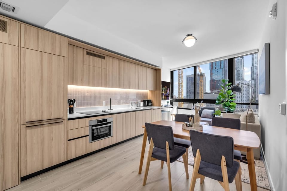 Brand New Downtown Stay 15th Floor + Amenities acces (8988)