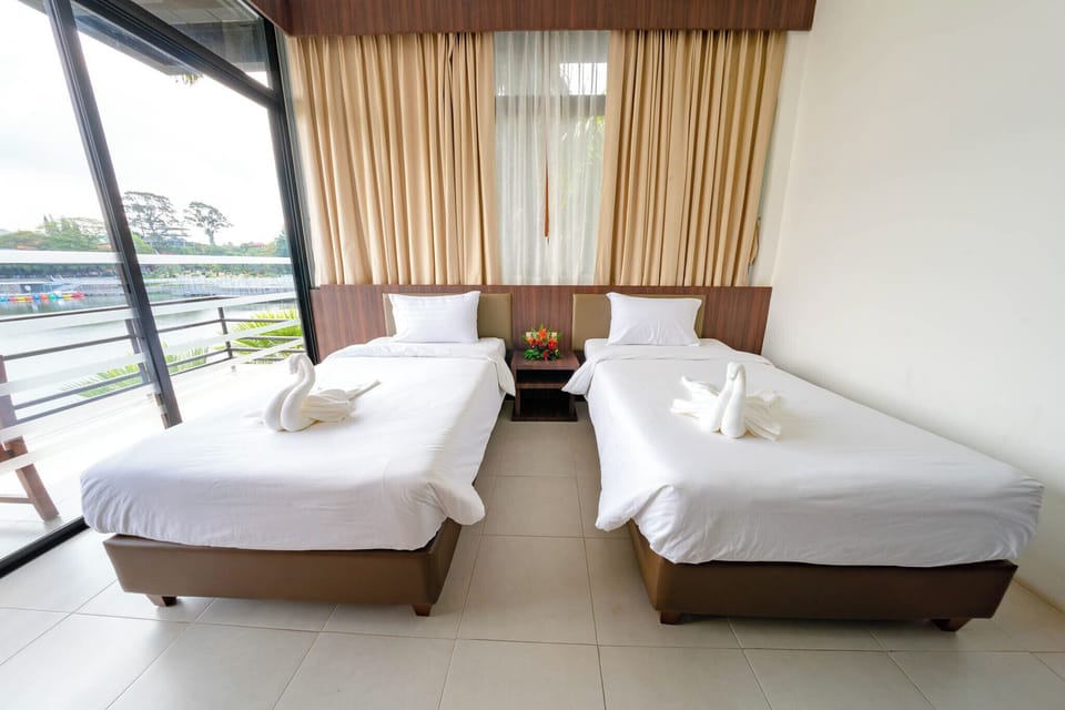 In-room safe, blackout drapes, soundproofing, free WiFi