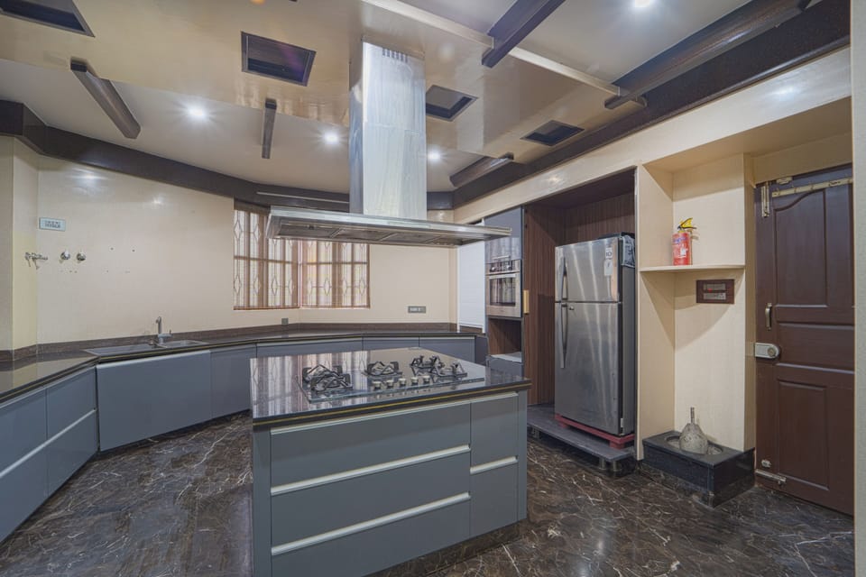 Deluxe Villa, Garden View | Private kitchen