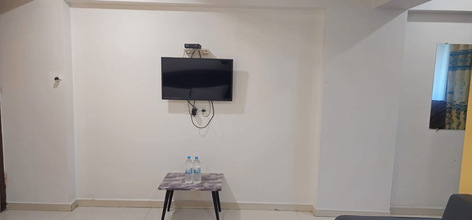 Deluxe Double Room, City View | Interior