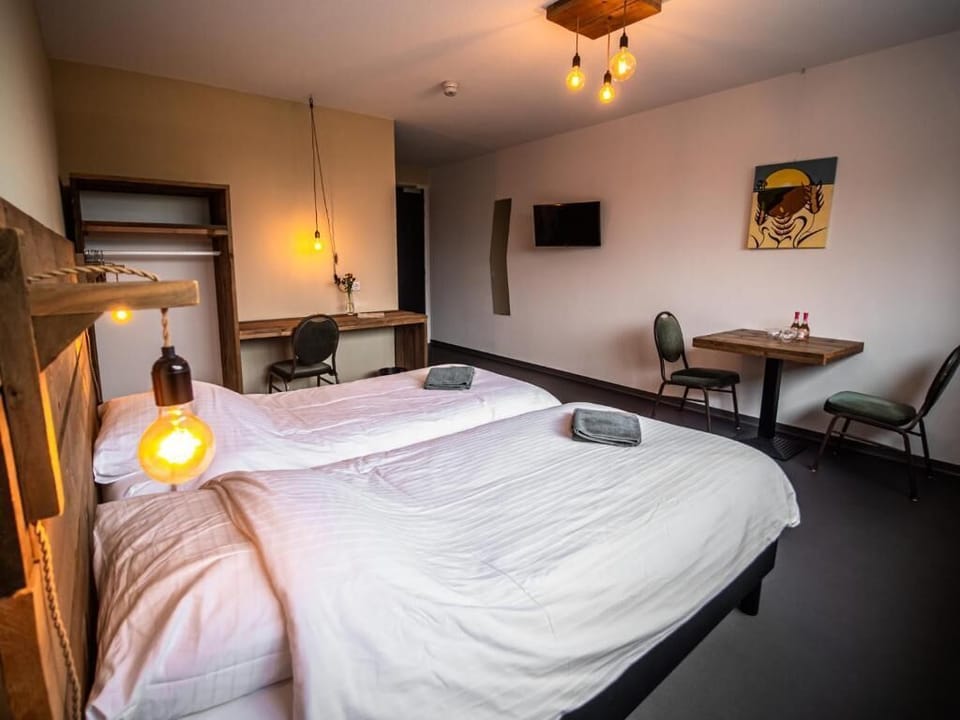 Standard Double Room, Garden View | Desk, laptop workspace, blackout drapes, soundproofing