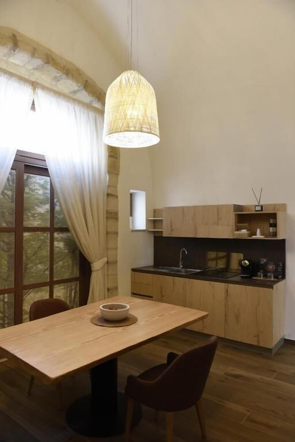 Deluxe Double or Twin Room | Dining