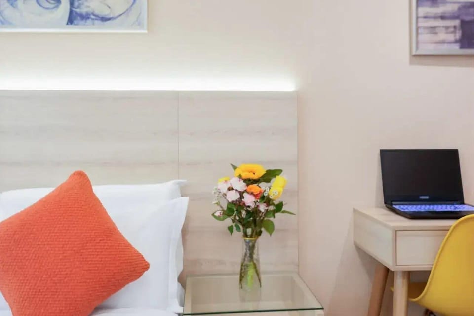 Elegant King Room | Interior