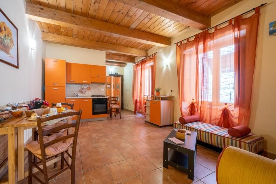 Basic Apartment | Interior