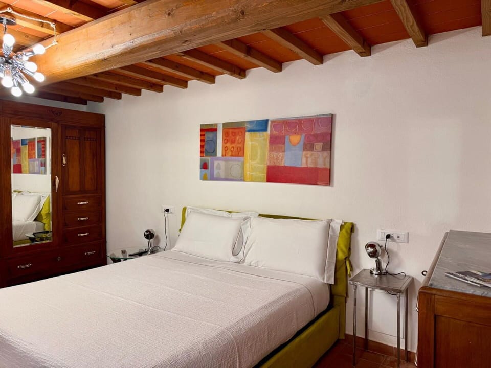 Autumn, Bedroom, Spring, Summer