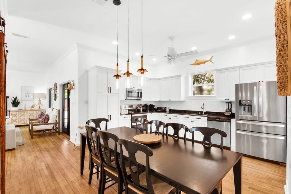 C Breeze - Seacrest Beach - Main House - First Floor - Dining Area