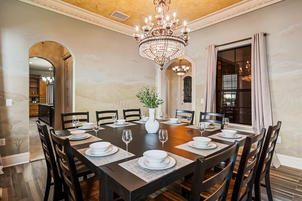 Luxury dining for family and friends
