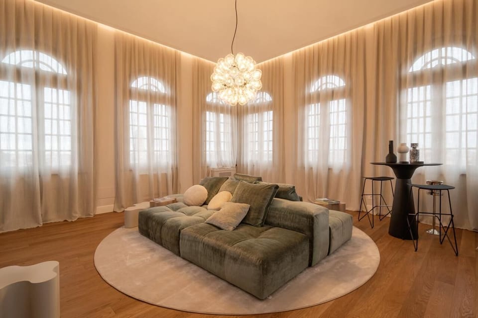 Luxury Suite, City View | In-room safe, blackout drapes, WiFi (free)