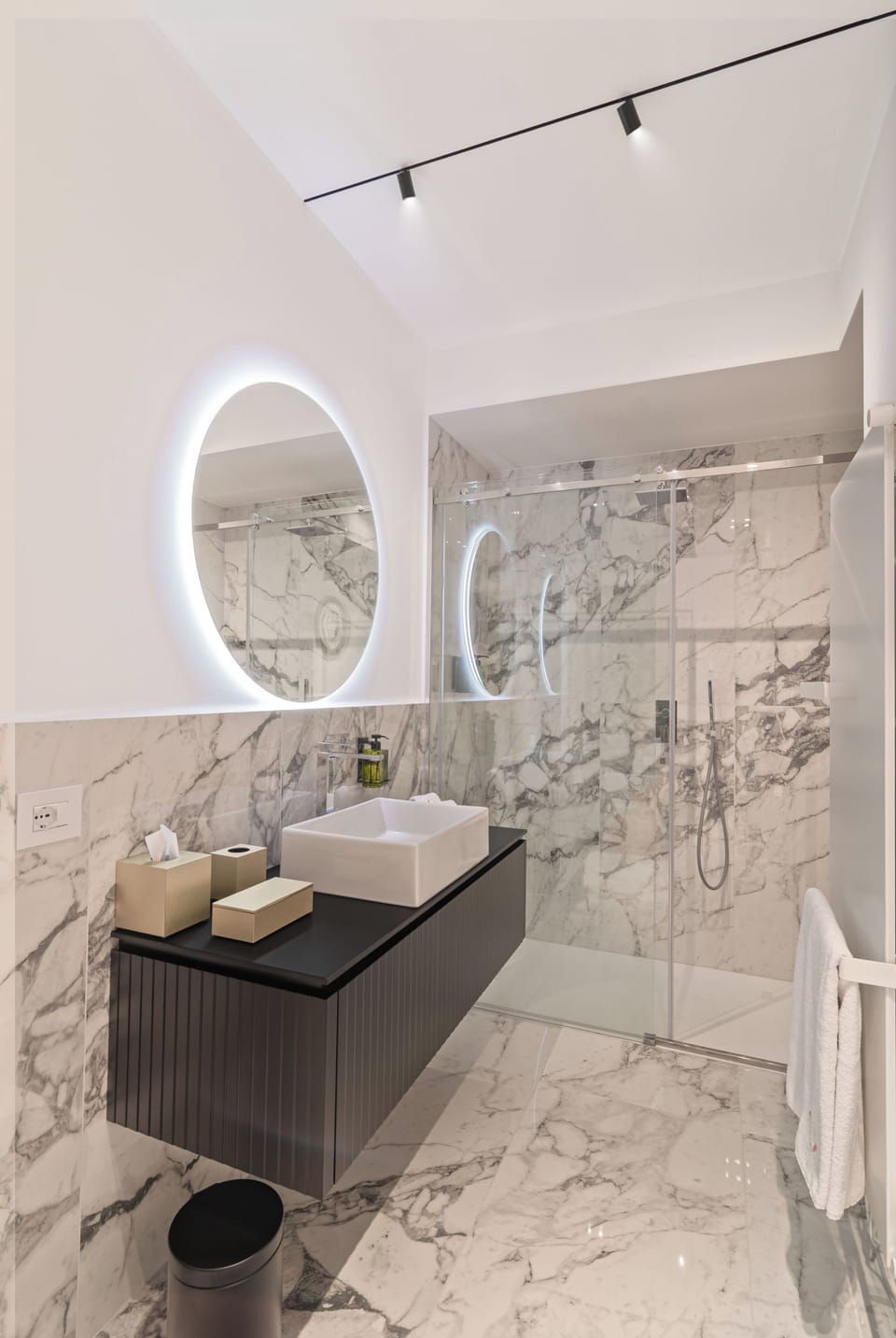 Family Suite | Bathroom | Slippers