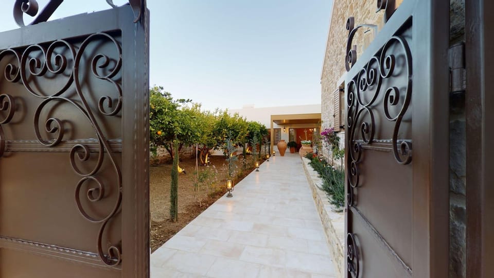 House, Smoking | 2 bedrooms