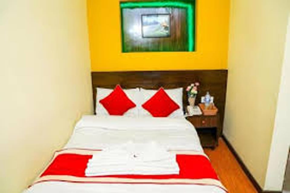 Standard Double Room | Free WiFi