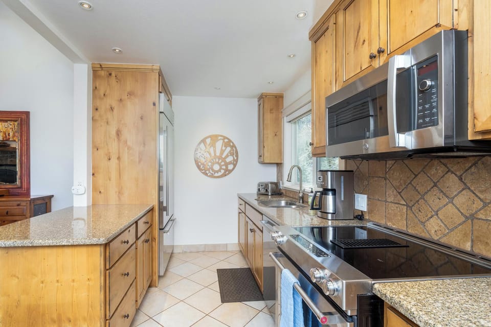 Riverside A201 Kitchen