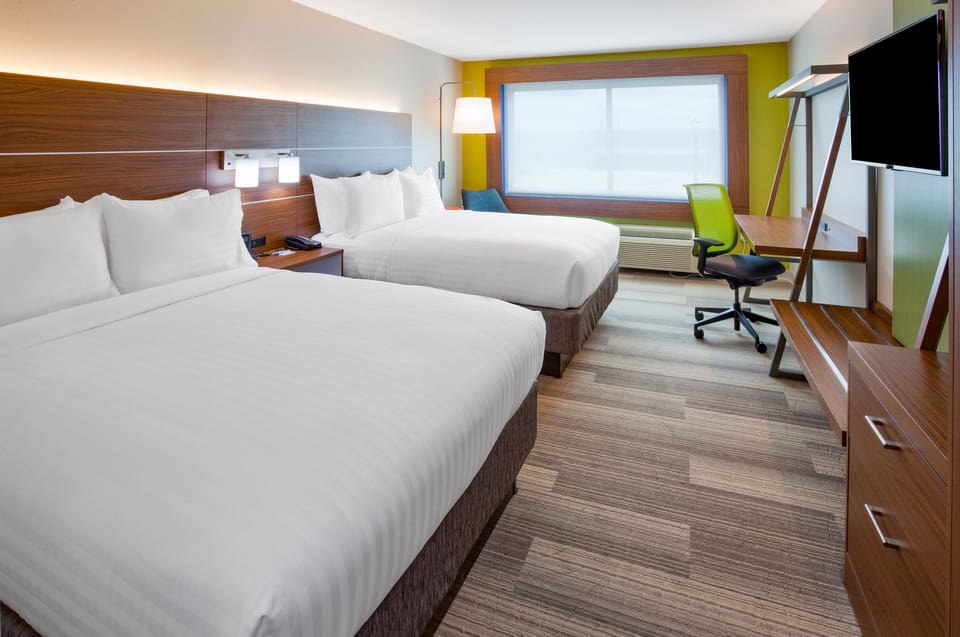 Standard Room, 2 Queen Beds | Egyptian cotton sheets, premium bedding, in-room safe, desk