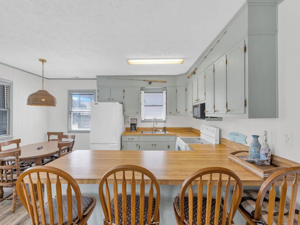 Studio (3 Bedrooms) | Property amenity