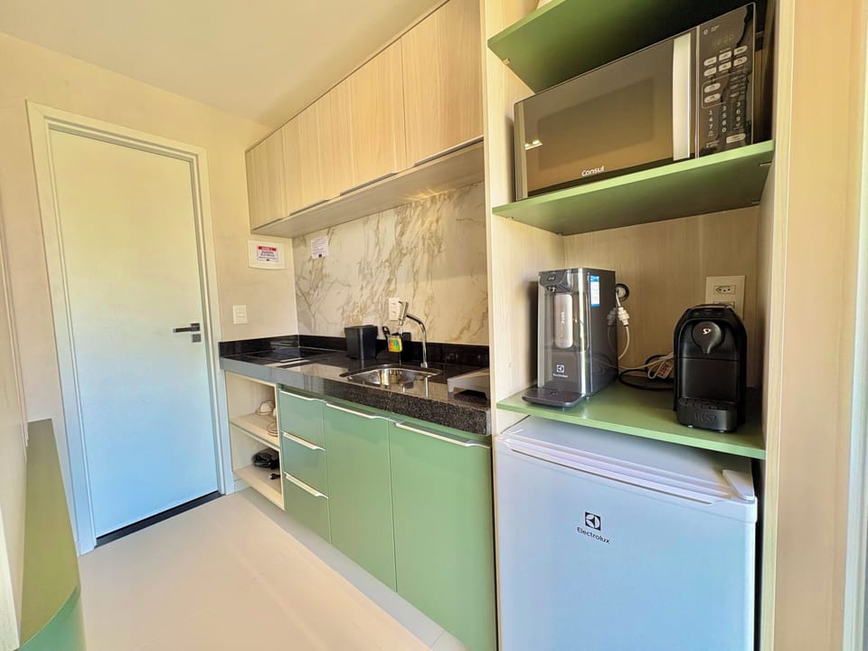Deluxe Studio, Garden View | Interior