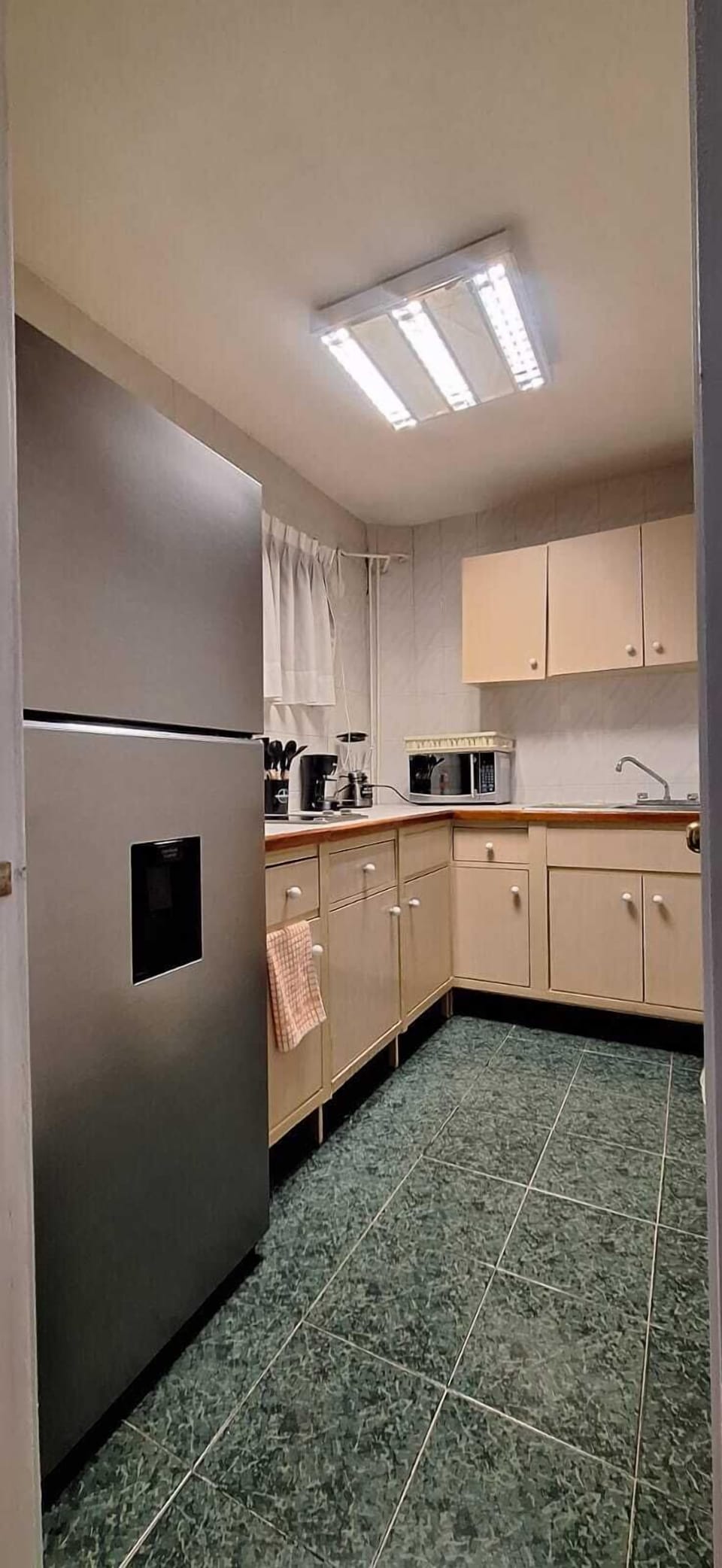 Family Apartment | Private kitchen | Full-size fridge, microwave, blender, toaster oven