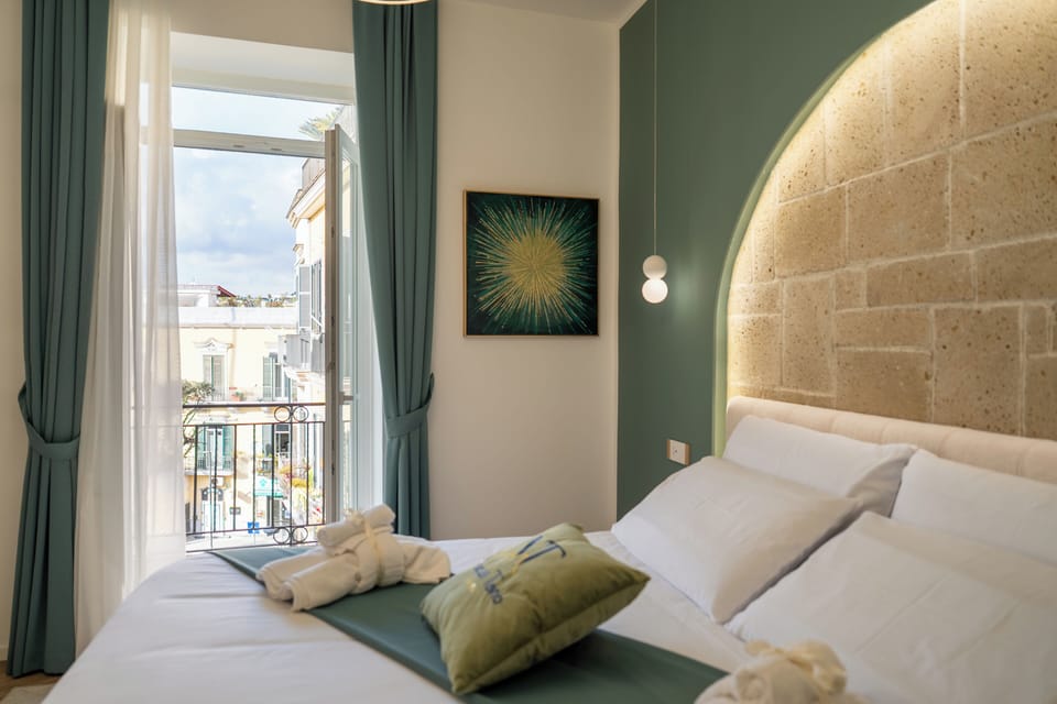 Luxury Double Room, City View | Egyptian cotton sheets, premium bedding, down comforters