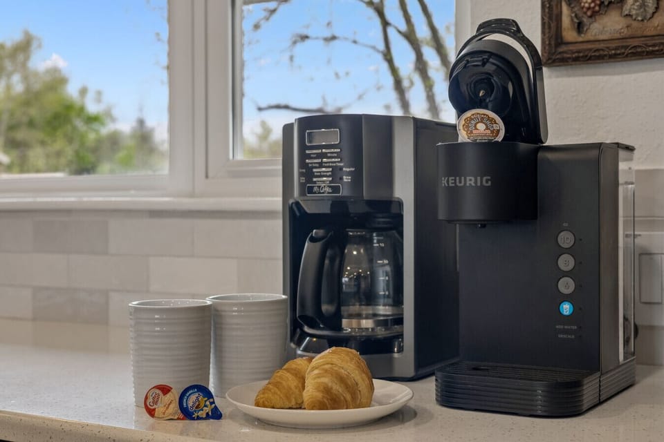 Kitchen | Coffee Station | Keurig & Breakfast Items
