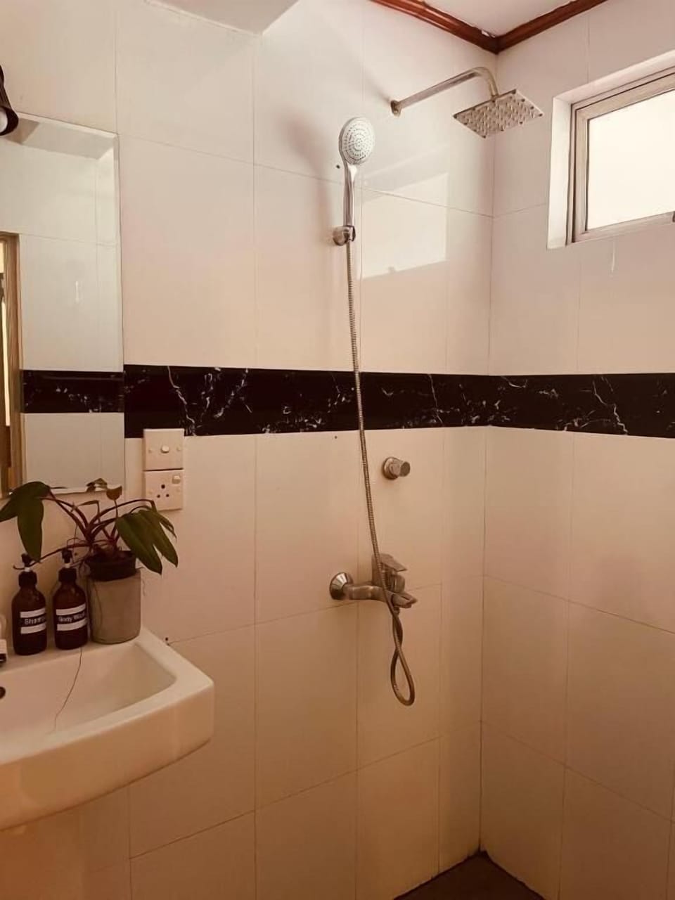 Room, Multiple Beds, Private Bathroom | Bathroom | Slippers