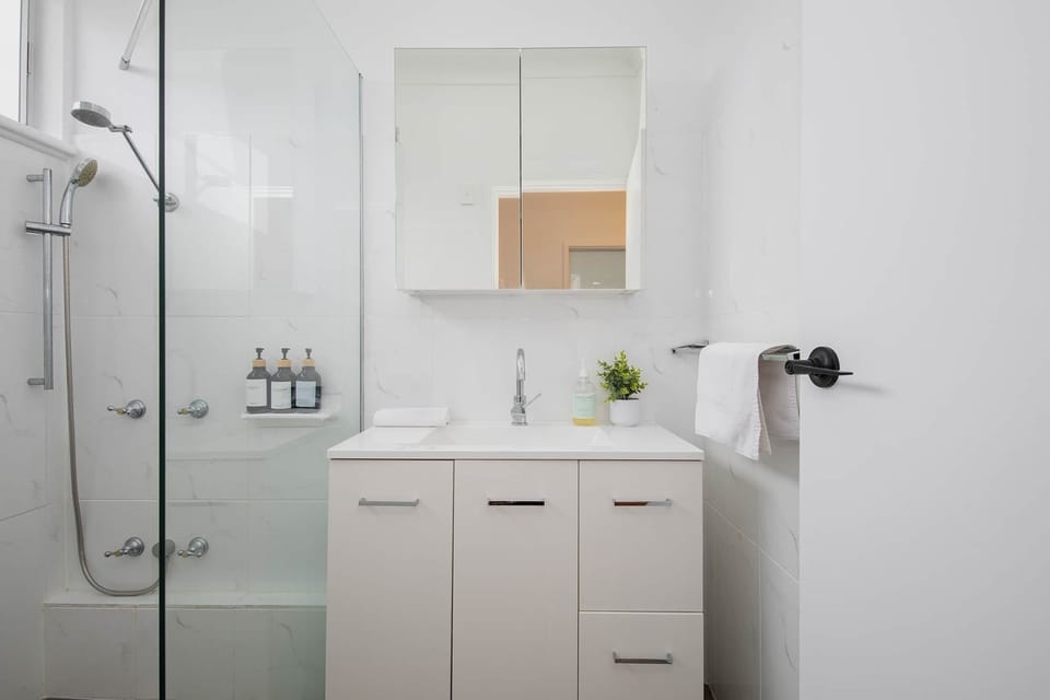 Upstairs Bathroom