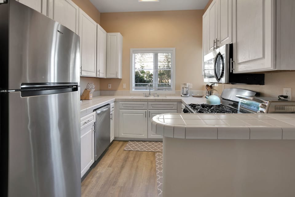 House, Pets Allowed, Park View | Private kitchen