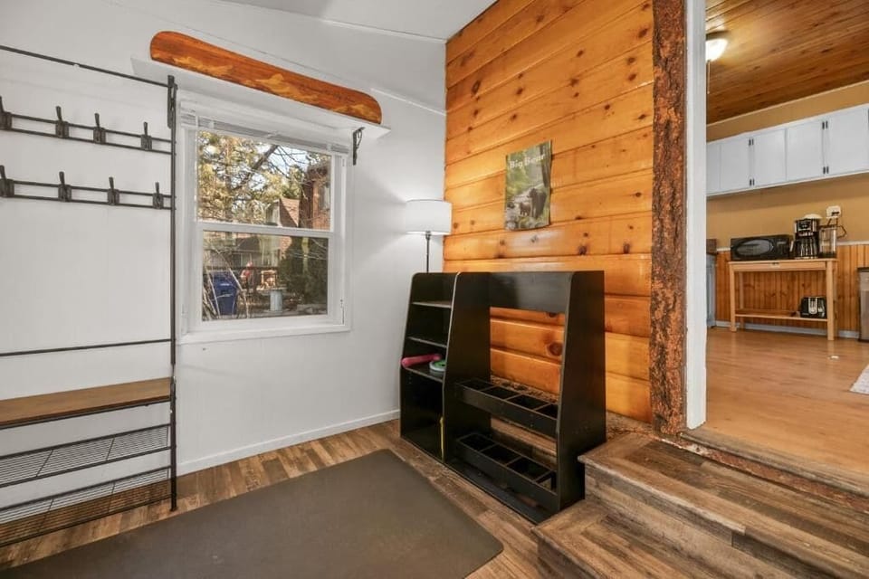 Basic House, Mountain View | Interior