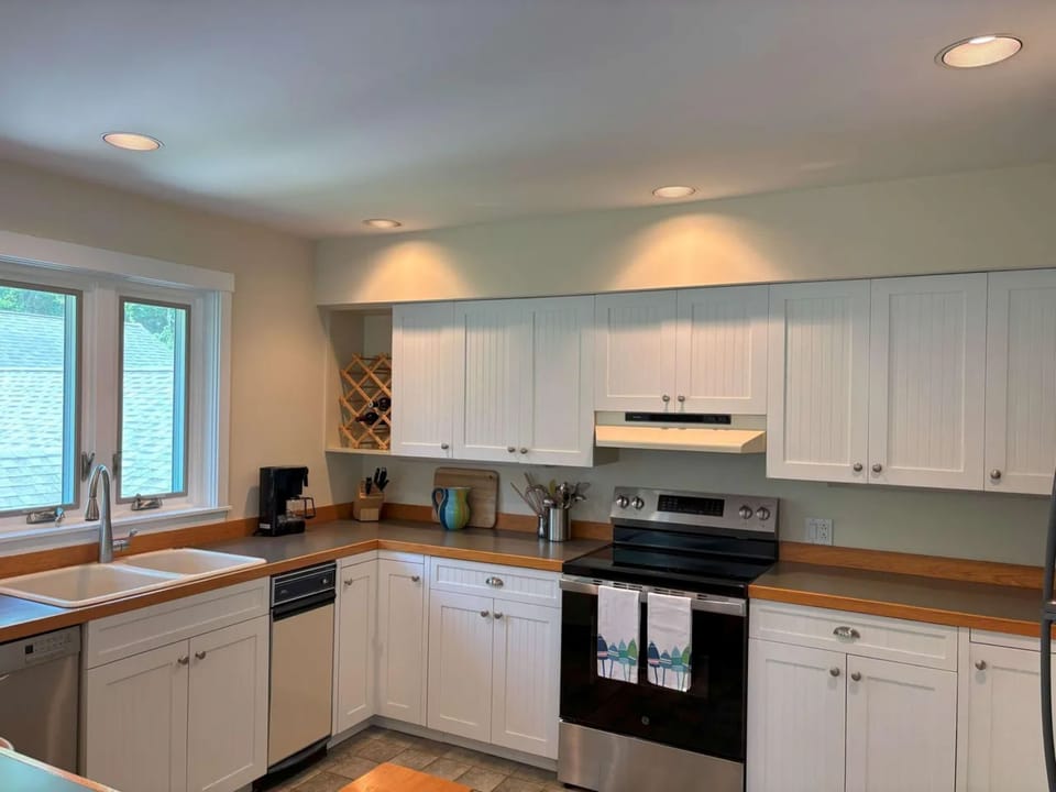 Kitchen Area-