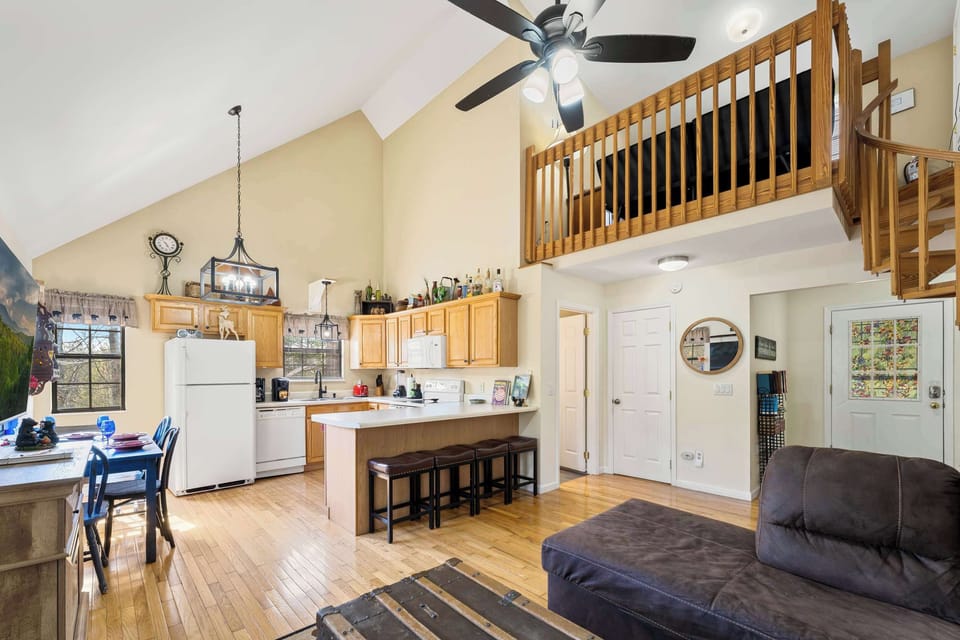 Open Living Area | Seamless Space for Relaxing, Dining, and Conversation
