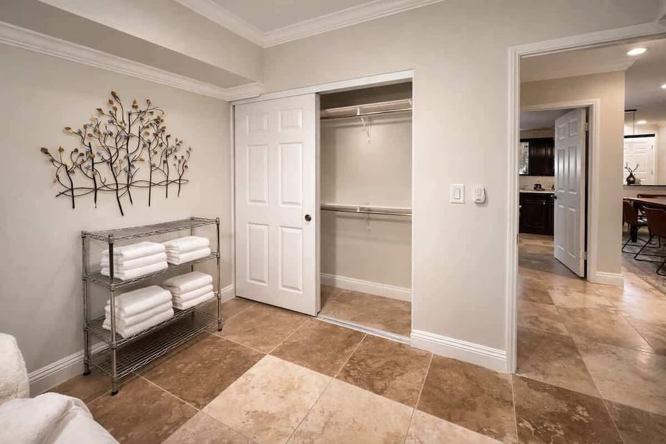 Closet space for your luggage and clothing as well as plenty of towels for you and your guests