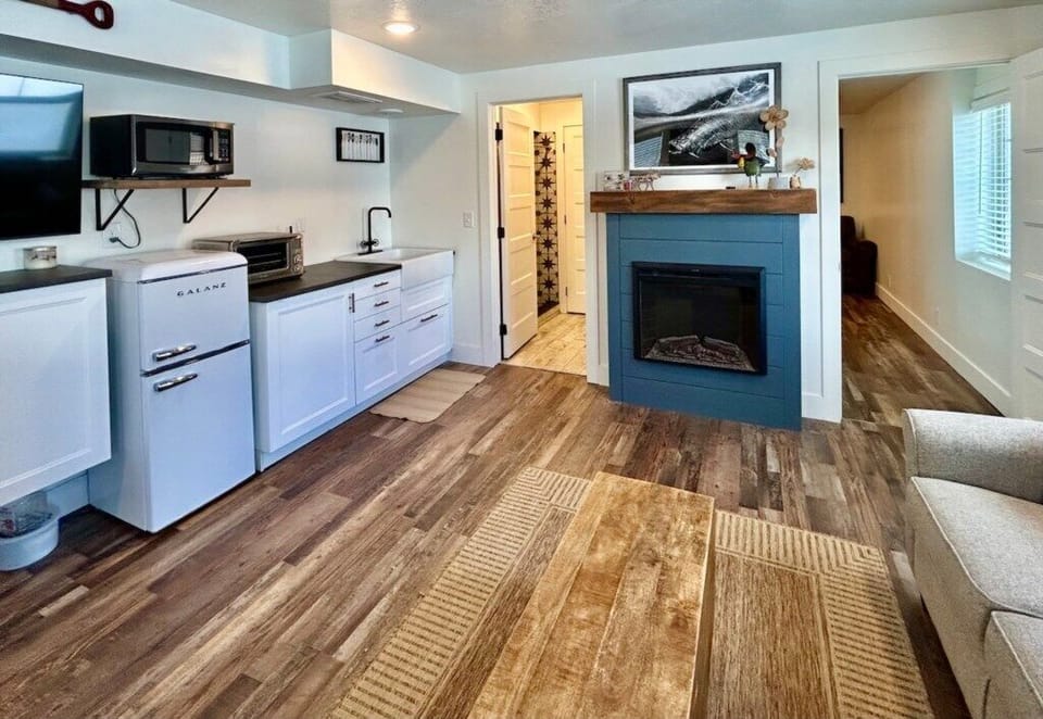 Open layout to enjoy after a day full of fun.