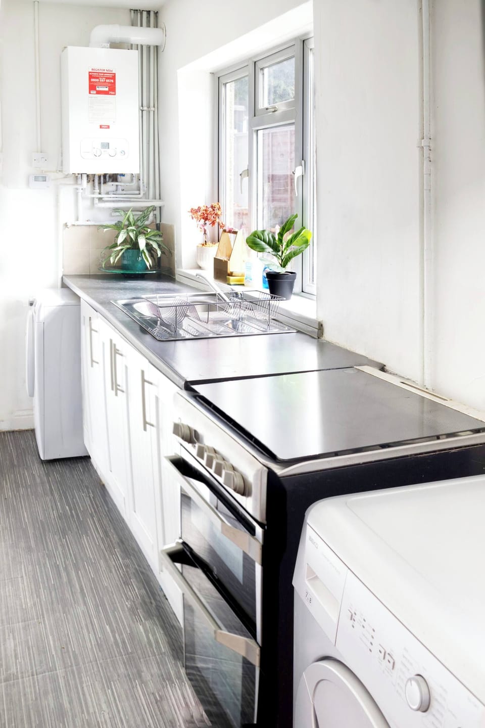 House, 5 Bedrooms | Private kitchen